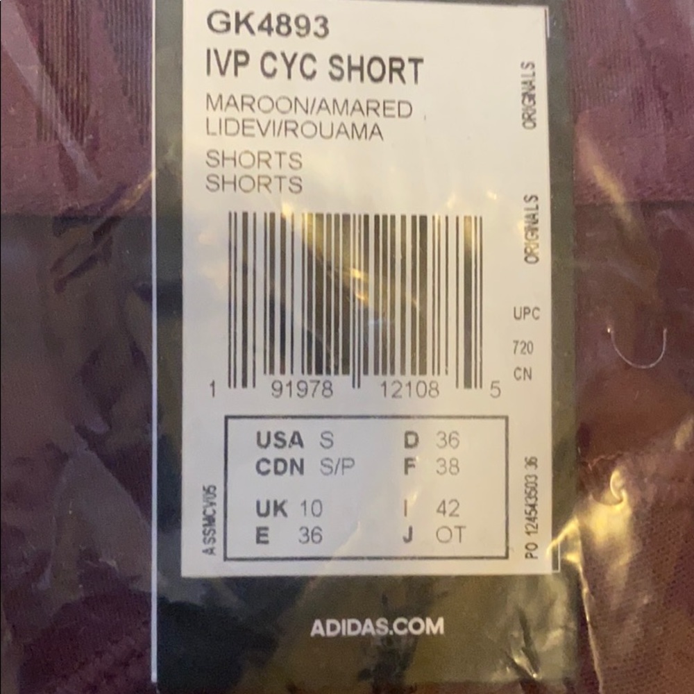 ๐ IVY Park x adidas Cycling Shorts GK4893 - Picture 10 of 10